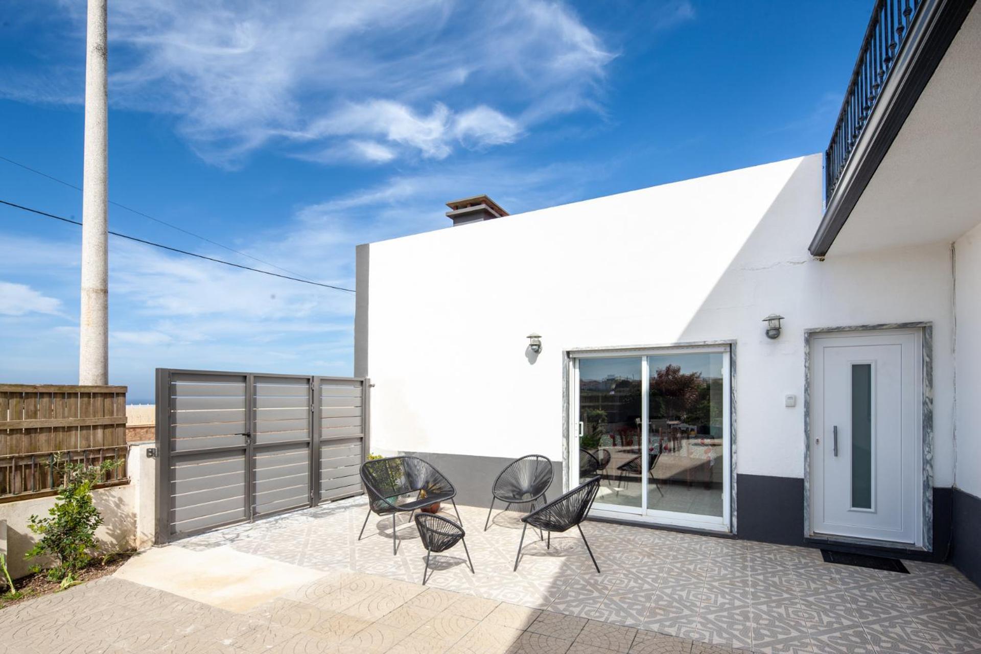 Silver Coast Apartments Tulip Atouguia Da Baleia Exterior foto